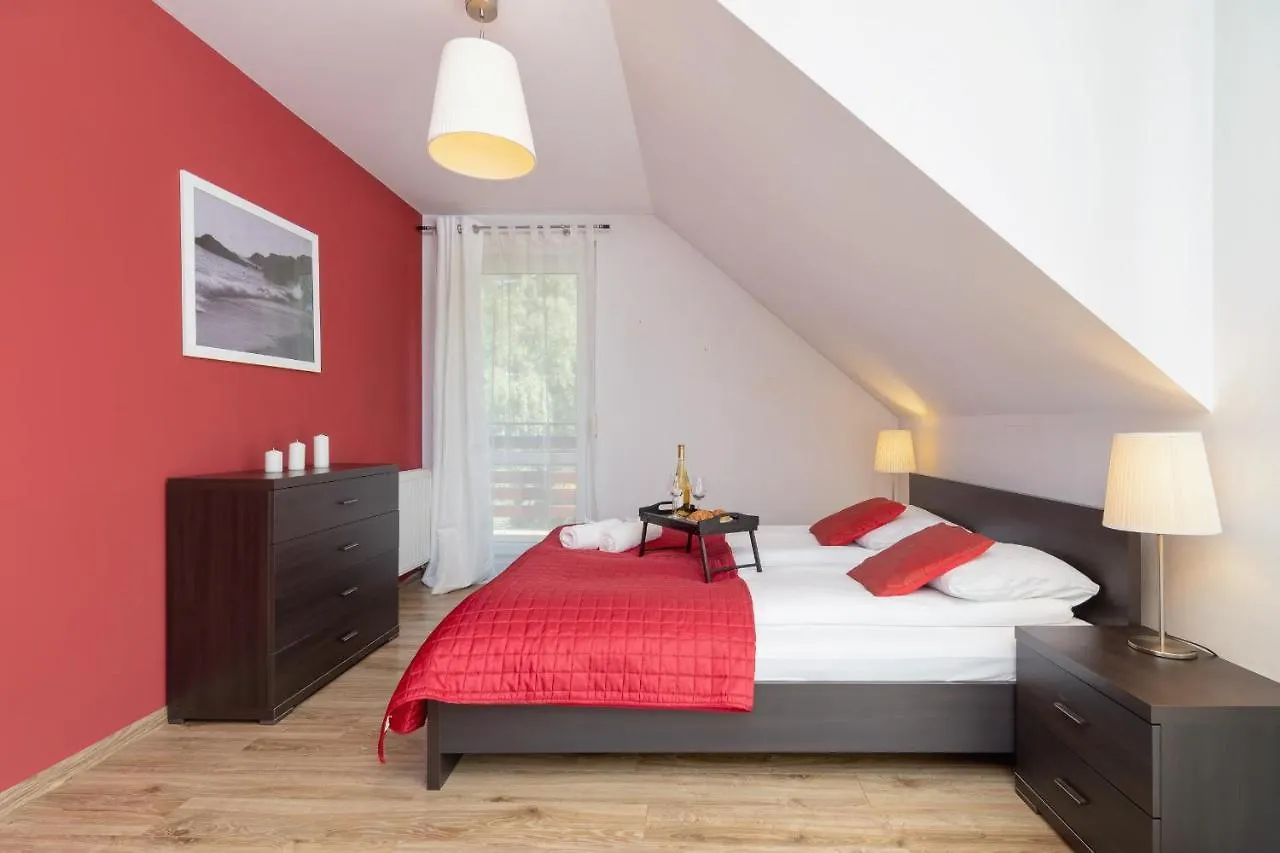 Дом отдыха Three-Bedroom Holiday House Krakow Czarnochowice By Renters